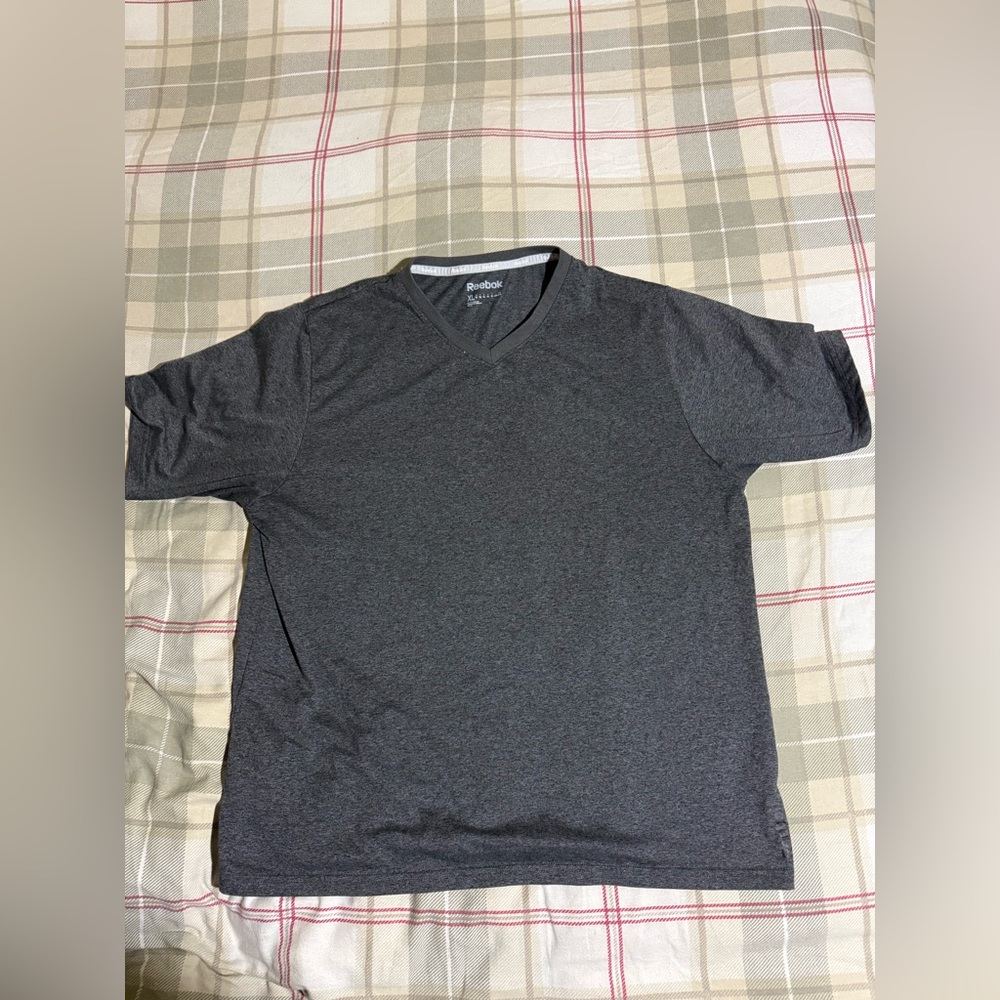 Reebok Men's Charcoal V-Neck Tee